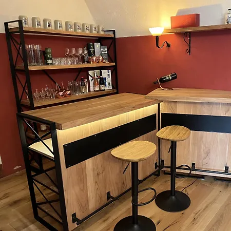 Schloss1611 ゲストハウス Erbendorf