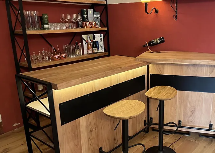 Schloss1611 ゲストハウス Erbendorf