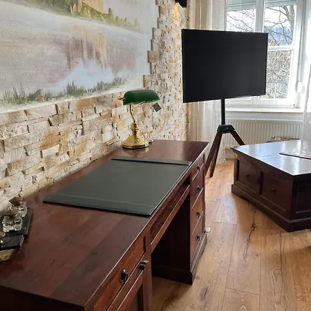 Guest house Schloss1611