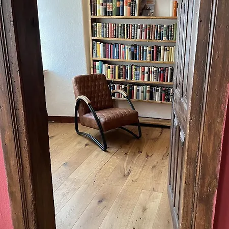Guest house Schloss1611
